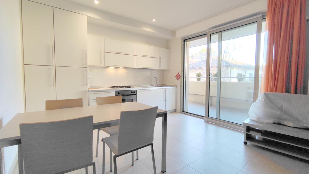 Trilocale con ampio terrazzo