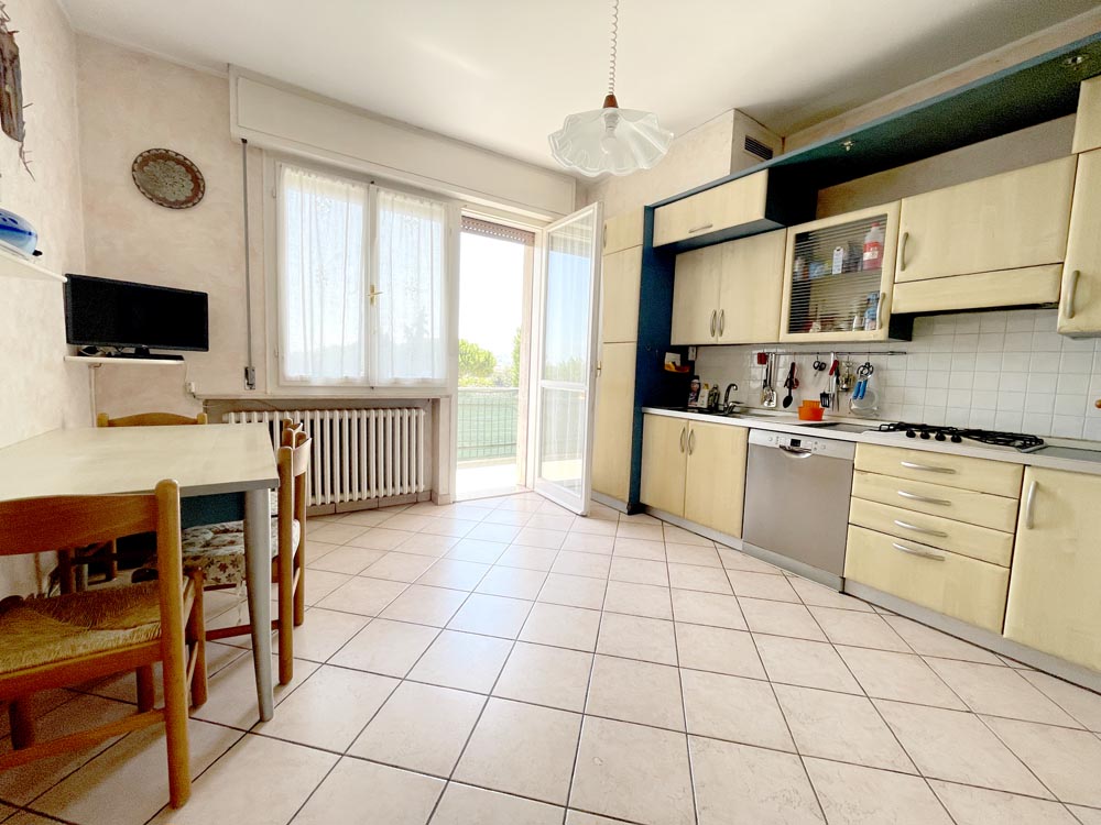 Ampio appartamento ultimo piano