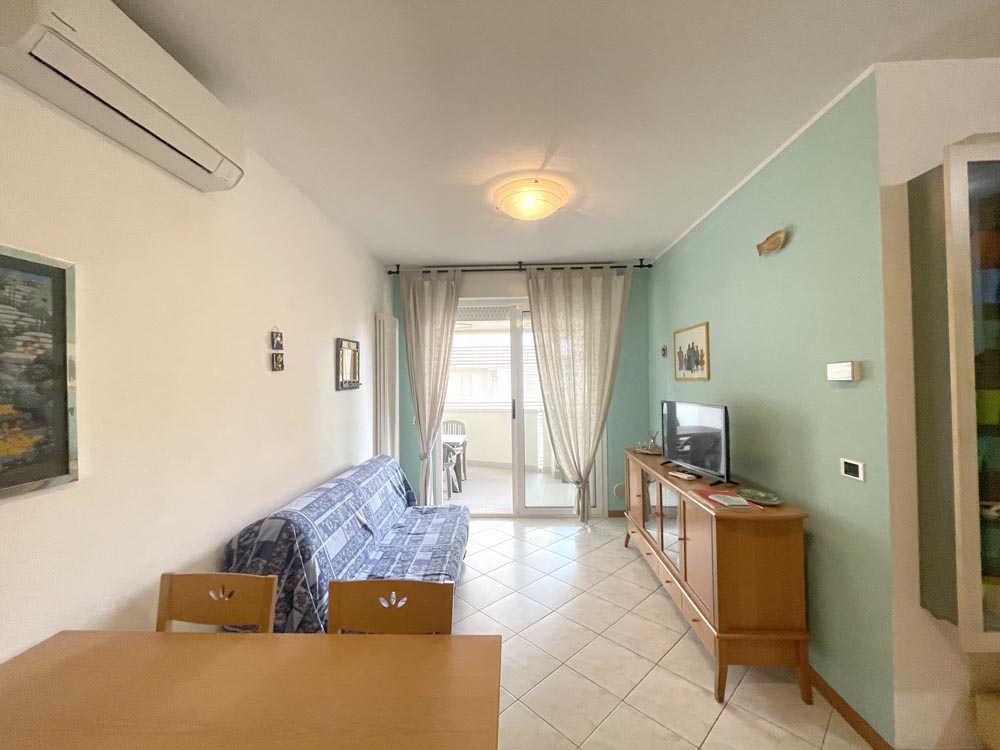 Luglio e Agosto – Abissinia in trilocale con terrazzo