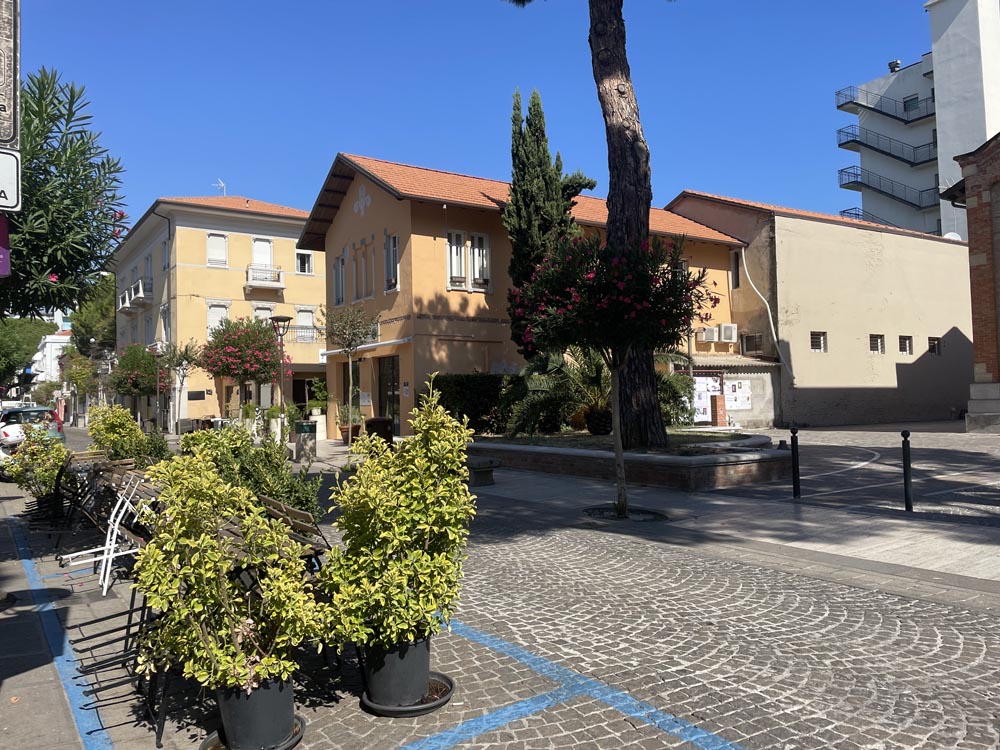 Bilocale Centralissimo con giardino ristrutturazione