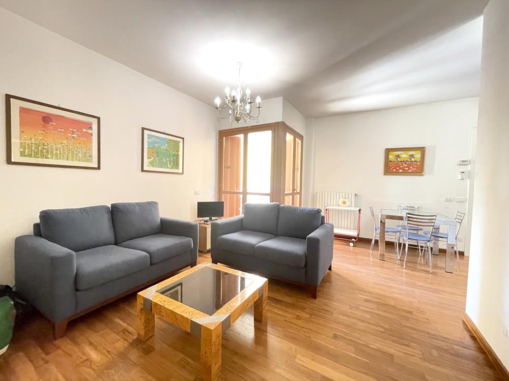 Trilocale con grande terrazzo