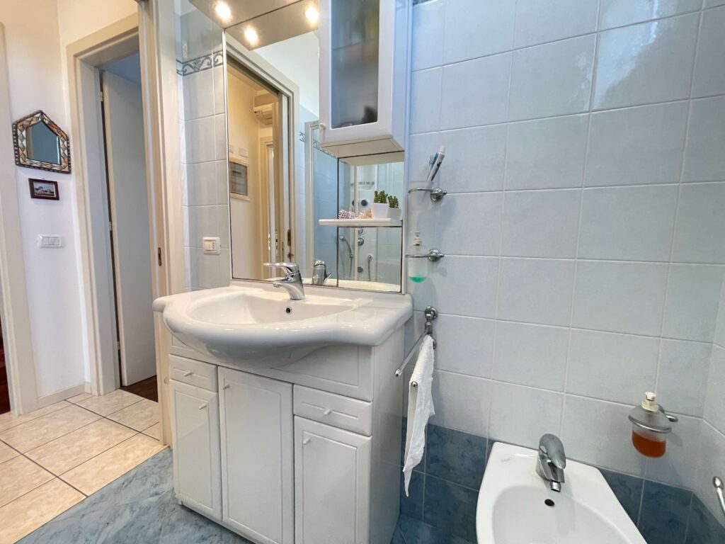 Trilocale Affitto annuale zona Marano Riccione