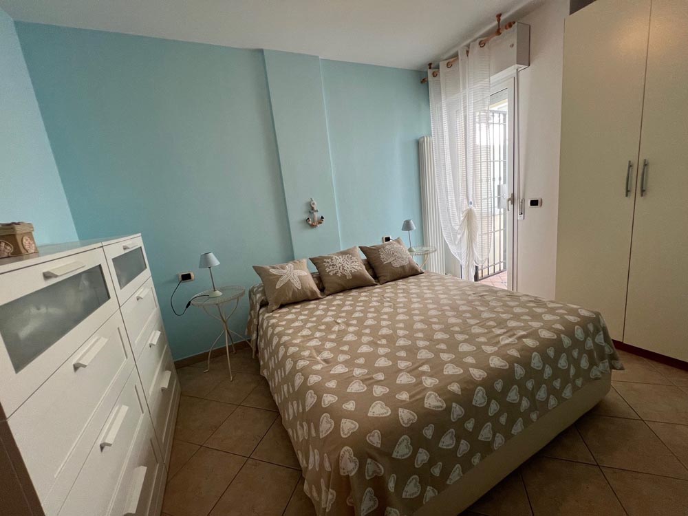 Appartamento Riccione Paese con ampio terrazzo e box auto